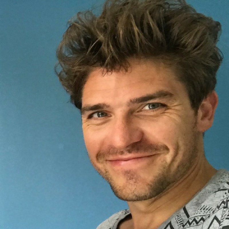 Yoga Teacher and Ayurveda masseur in French and English in Krakow