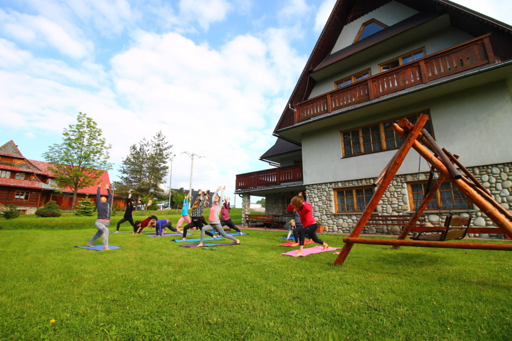 koscielisko yoga retreat krakow